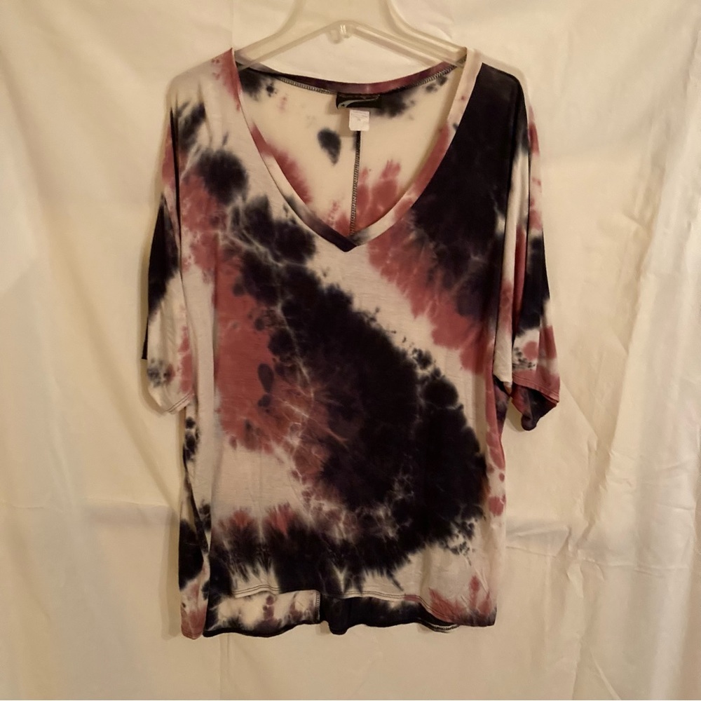 Fame4Fifteen pink tie-dye v-neck shirt